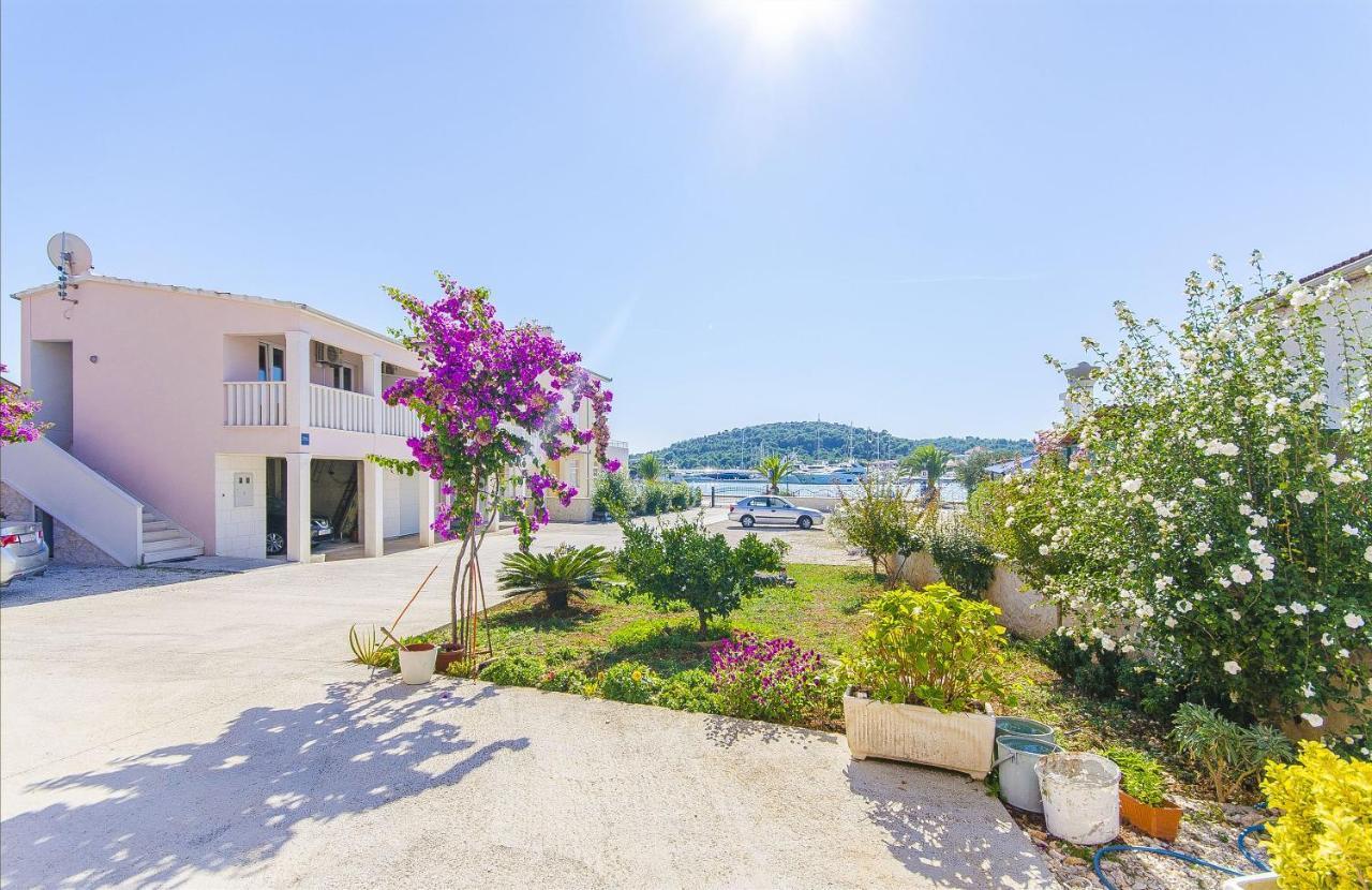 Apartments Hrgovic Rogoznica  Zewnętrze zdjęcie