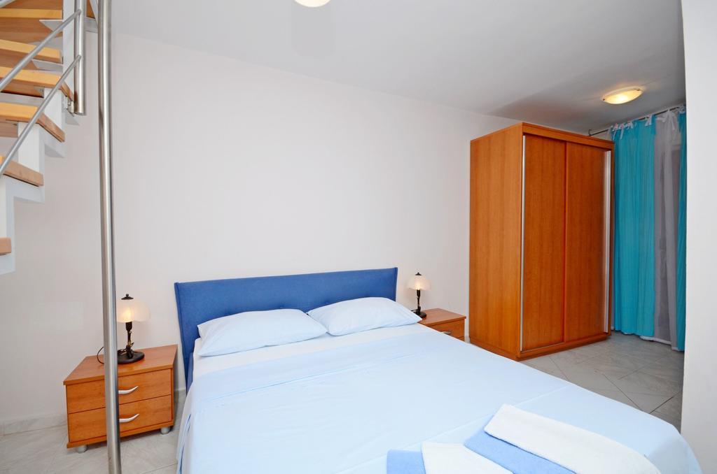 Apartments Hrgovic Rogoznica  Zewnętrze zdjęcie