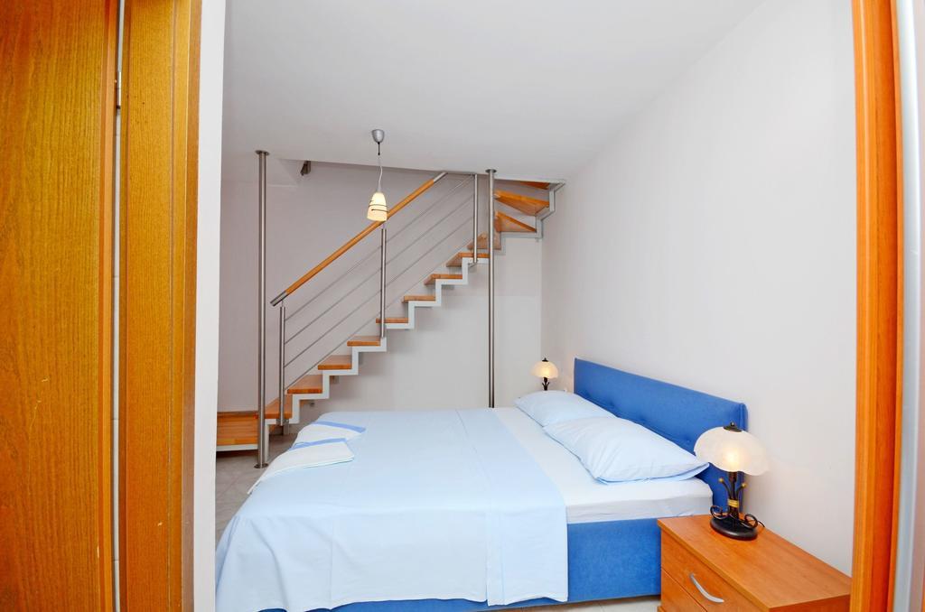 Apartments Hrgovic Rogoznica  Zewnętrze zdjęcie